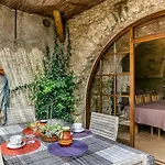Country house Cal Secretari Rural De Gat Vell Llampaies